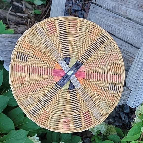 RAINBOW wood round WEAVED with handles basket - Picture 7 of 7